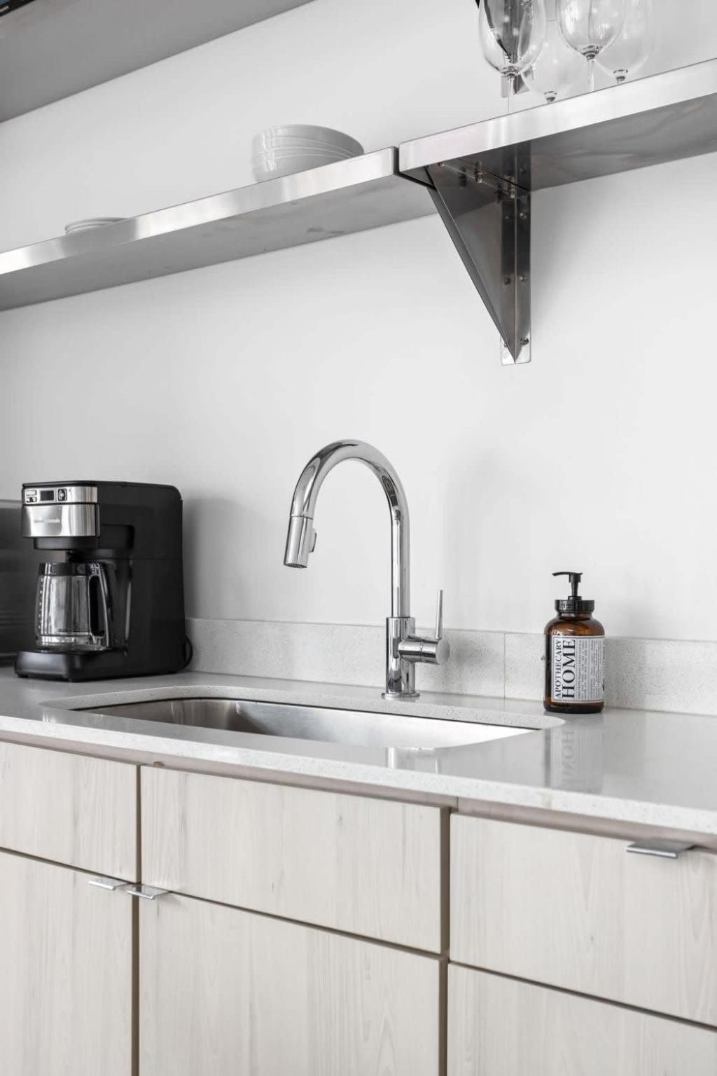 Apartment Cozysuites I Trendy 1br, Bottleworks Indy #2 *